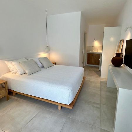 Paris Studios & Apartment 아기아 파라스케비 외부 사진
