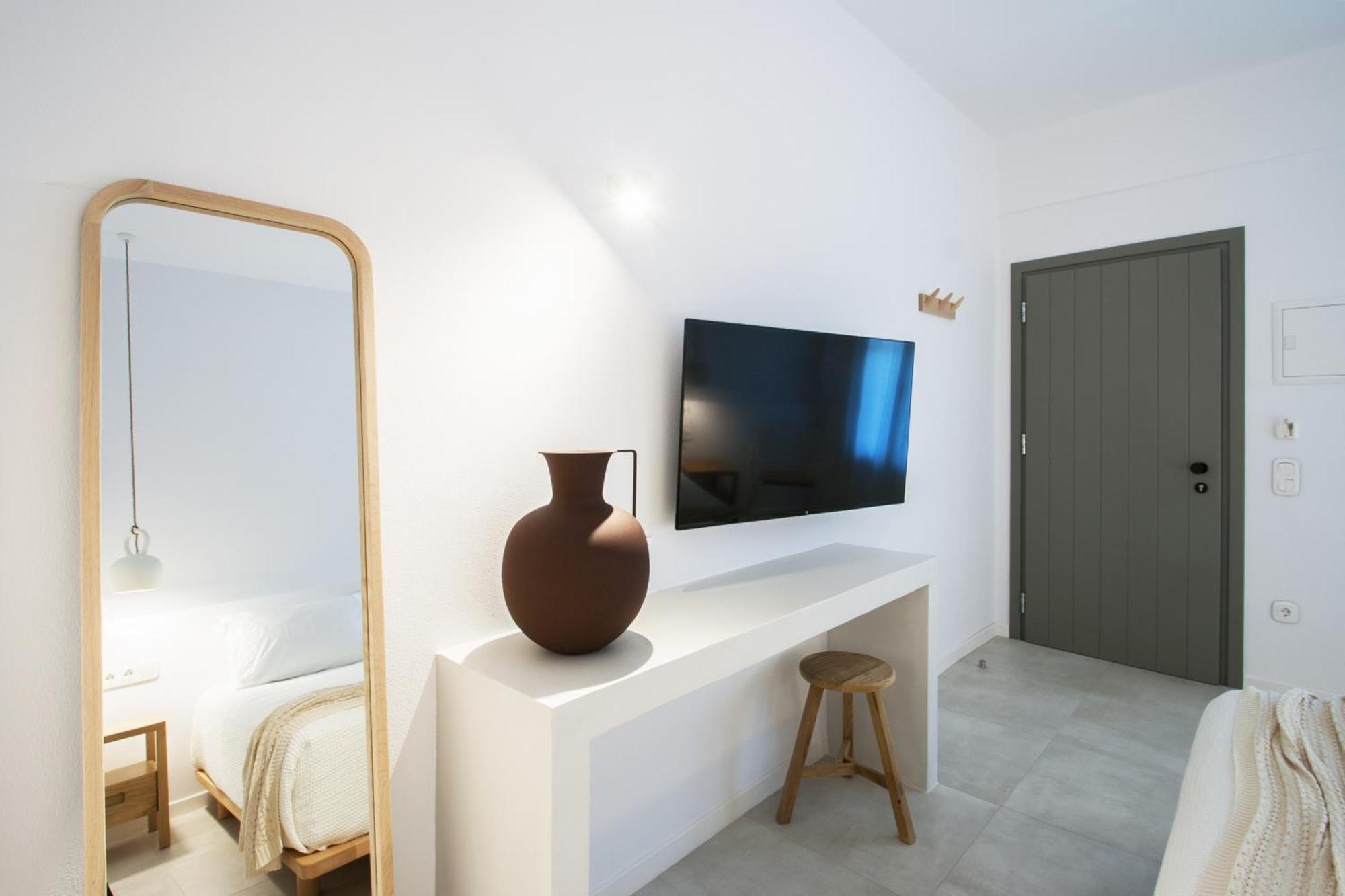 Paris Studios & Apartment 아기아 파라스케비 외부 사진